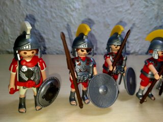 Playmobil Soldados Romanos con Escudo y Lanza