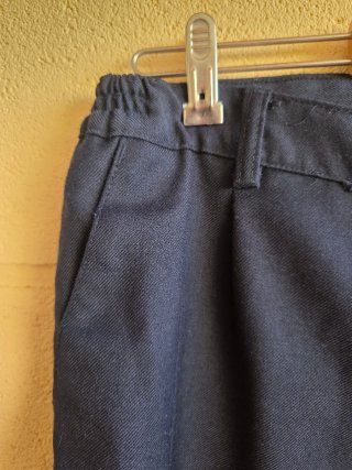 Pantalón corto uniforme