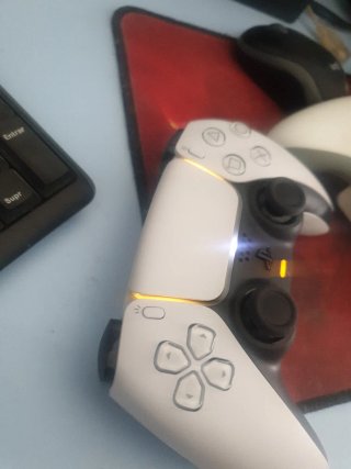 Consola PlayStation 5 + 2 juegos