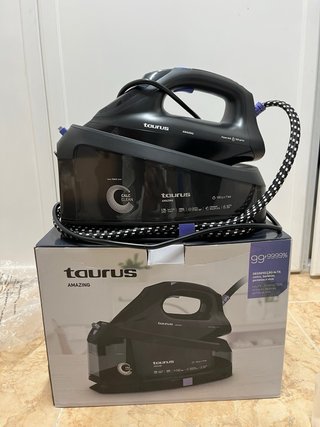 Centro de planchado Taurus Amazing 3000W