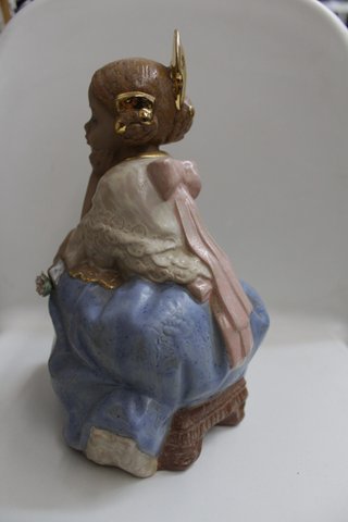 Figura porcelana fallera mayor Nadal
