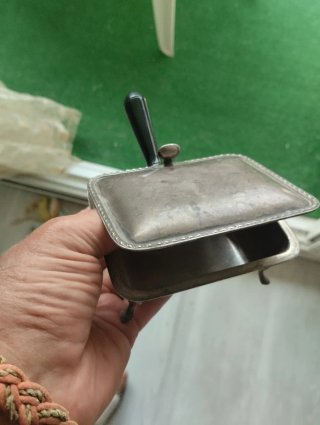 ANTIGUA CAJA POLVERA DE PLATA LEY * GRAFINTER *