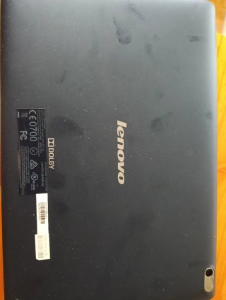 Tablet Lenovo Negra con Teclado