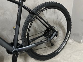 Bicicleta Raly Montaña talla M, Color Negro-Gris