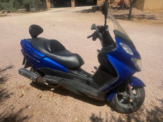 Suzuki Burgman 125 Azul