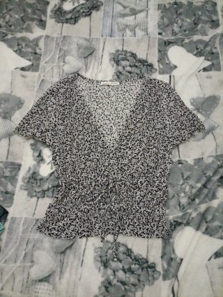 Blusa Pull&Bear floral