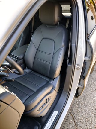 PORSCHE CAYENNE E-HYBRID PLATINUM EDITION (2023)