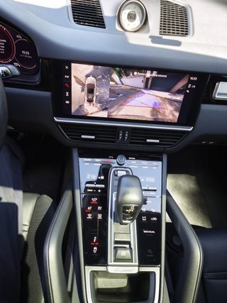 PORSCHE CAYENNE E-HYBRID PLATINUM EDITION (2023)