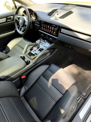 PORSCHE CAYENNE E-HYBRID PLATINUM EDITION (2023)