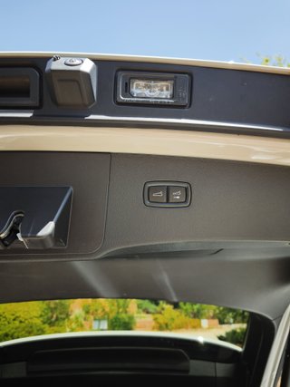 PORSCHE CAYENNE E-HYBRID PLATINUM EDITION (2023)