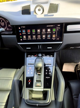 PORSCHE CAYENNE E-HYBRID PLATINUM EDITION (2023)