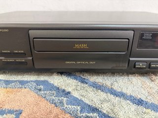 REPRODUCTOR CD TECHNICS SL-PG390