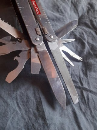 Victorinox Swisstool