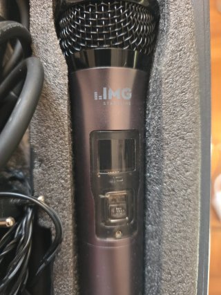 Mesa de mezclas Behringer Xenyx 1204USB