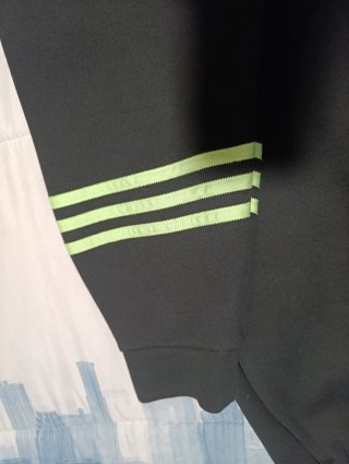 Pantalón Adidas Originals Negro y Verde
