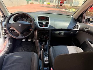 Peugeot 206 2010