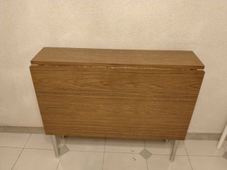 Mesa plegable vintage formica acero cerrada 25 cm