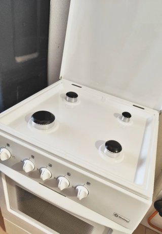 Cocina Balay a gas con horno