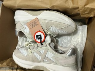 Scarpe donna Munich beige/bianche