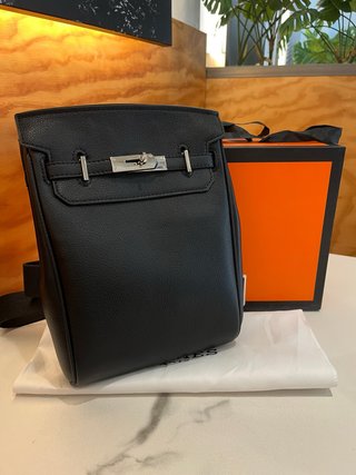Bolso negro estilo Hèrmes
