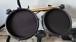 Batería Electrónica Alesis Nitro Mesh