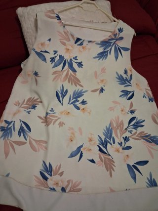 Blusa mujer forrada floral talla 52. Forrada.