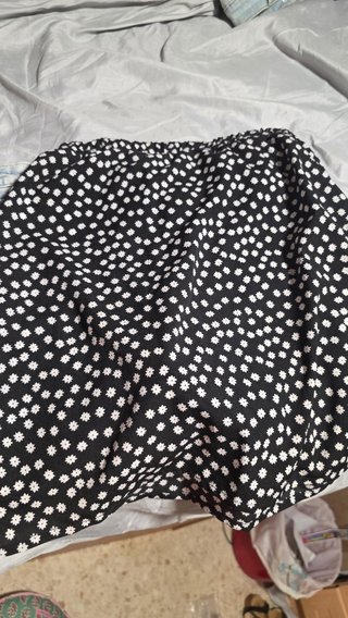 Falda corta estampada flores talla 11 años