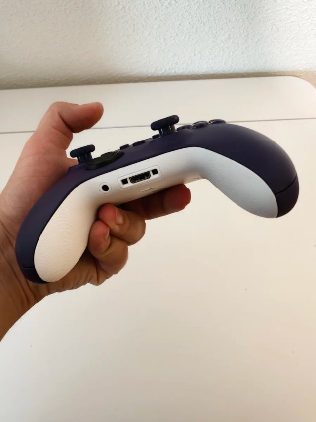 Mando Xbox Series X Morado Edicion