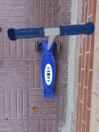 Patinete infantil azul 3 ruedas