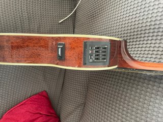 Guitarra acústica Ibañez