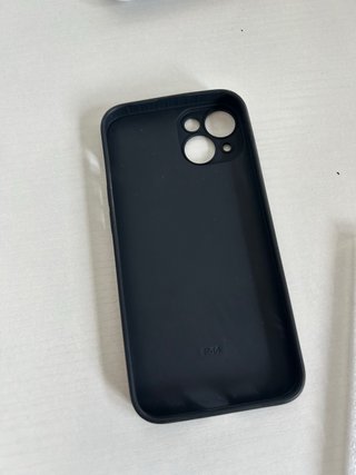 Funda iPhone 14 Negra de Futbol.