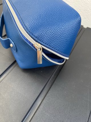 Neceser de viaje polipiel azul