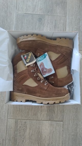 Botas militares GORE-TEX marrones