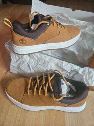 Zapatillas Timberland Marrones y Blancas
