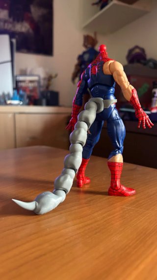 Marvel Legends Scorpion Cola Articulada