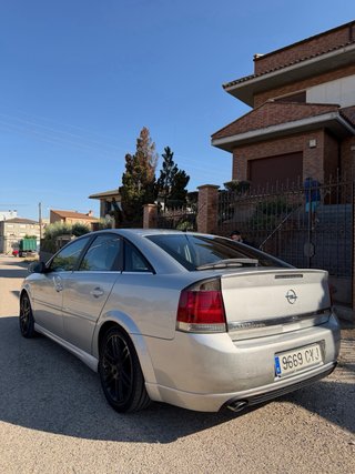 Opel Vectra 2004