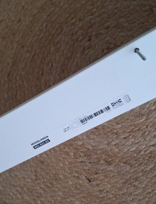 Estante para cuadros MOSSLANDA Ikea