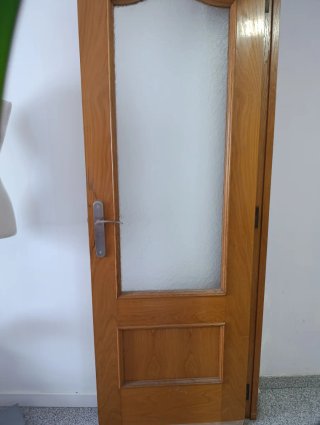 Puerta interior madera con cristal vintage