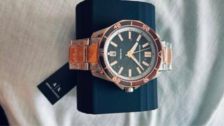 Reloj Armani Exchange Negro y Dorado