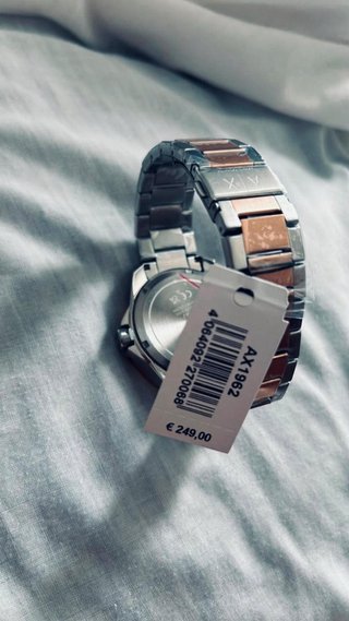 Reloj Armani Exchange Negro y Dorado