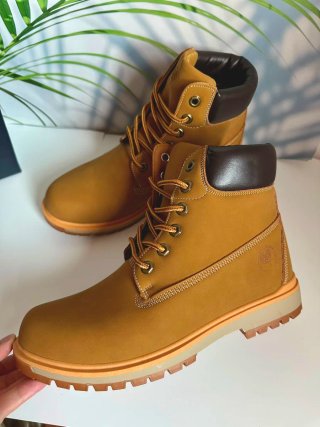 Botas hombre. Número 41