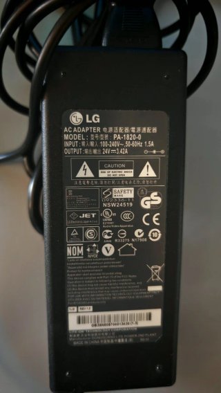 Mando a distancia LG con alimentador