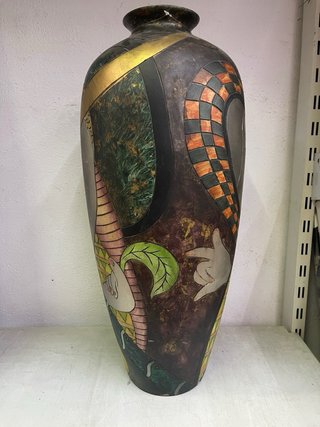 Jarrón decorativo estilo asiático