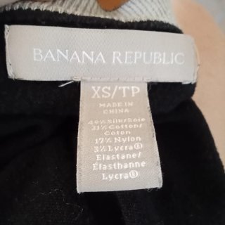 Banana Republic Cárdigan Negro Botones Dorados