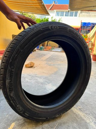 Rueda de coche 215/50 R 18 96W