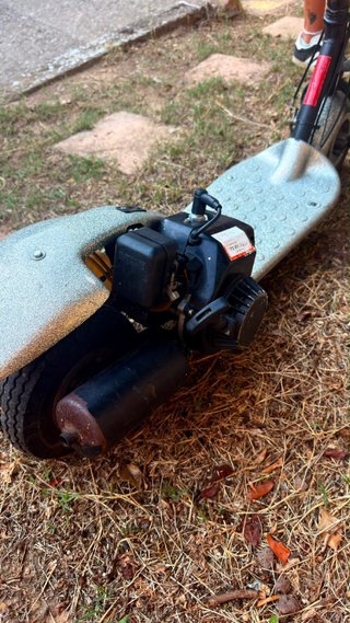 Patinete de gasolina en buen estado