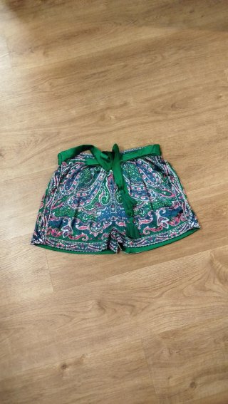 Shorts Sfera estampado paisley verde