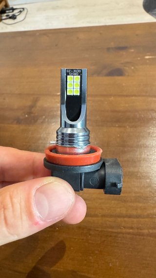 Bombilla LED H11