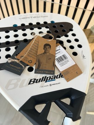 Pala Bullpadel Vertex 05