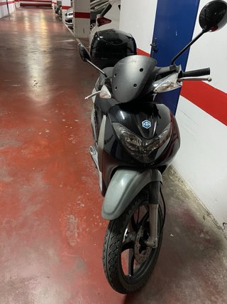 Piaggio Liberty Scooter Negra/Gris